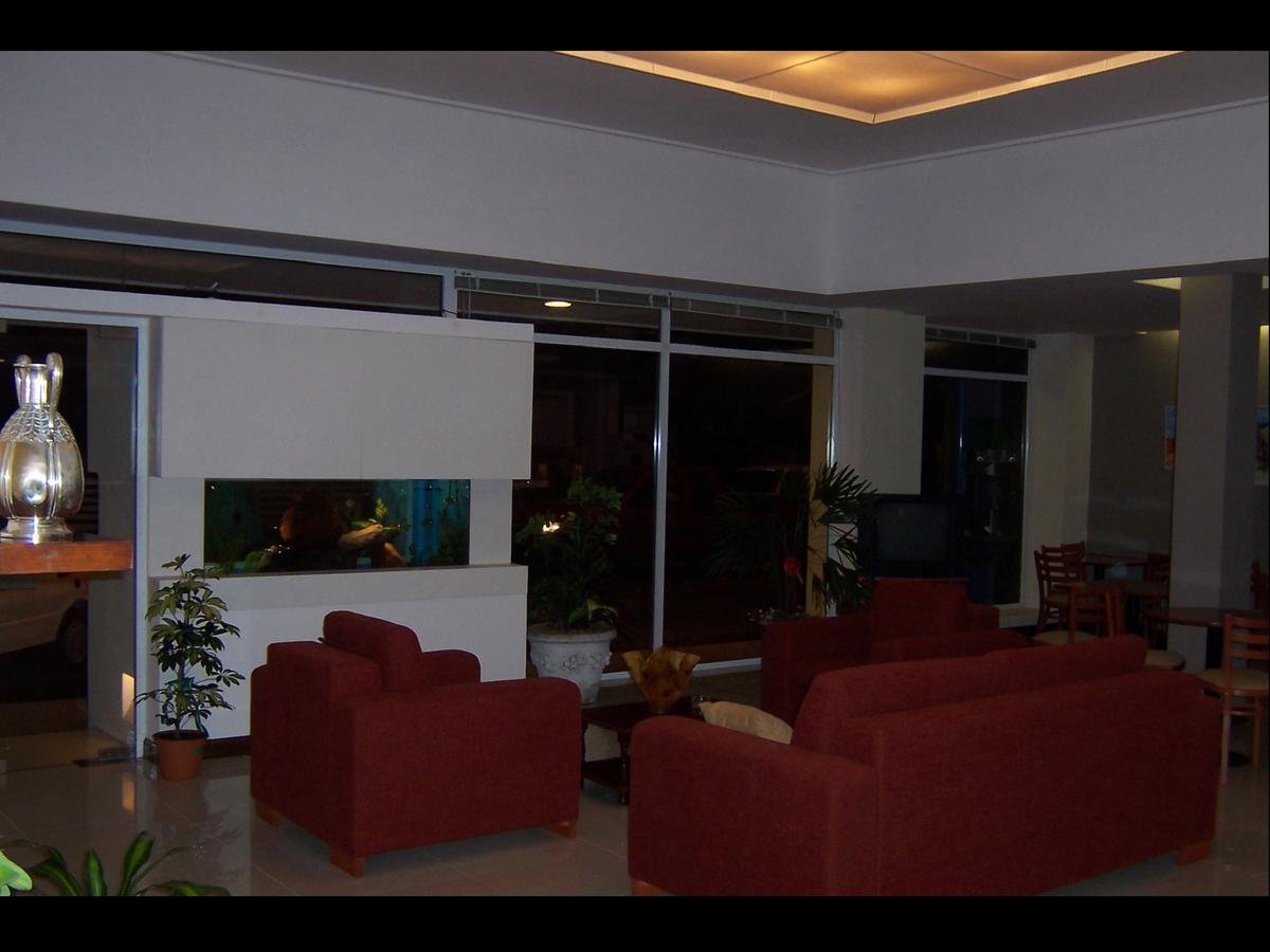 Hotel Trocadero Necochea Exterior foto